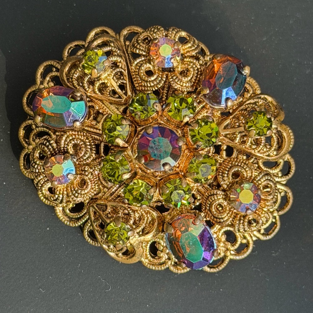 Elegant Gold and Multicolor Brooch